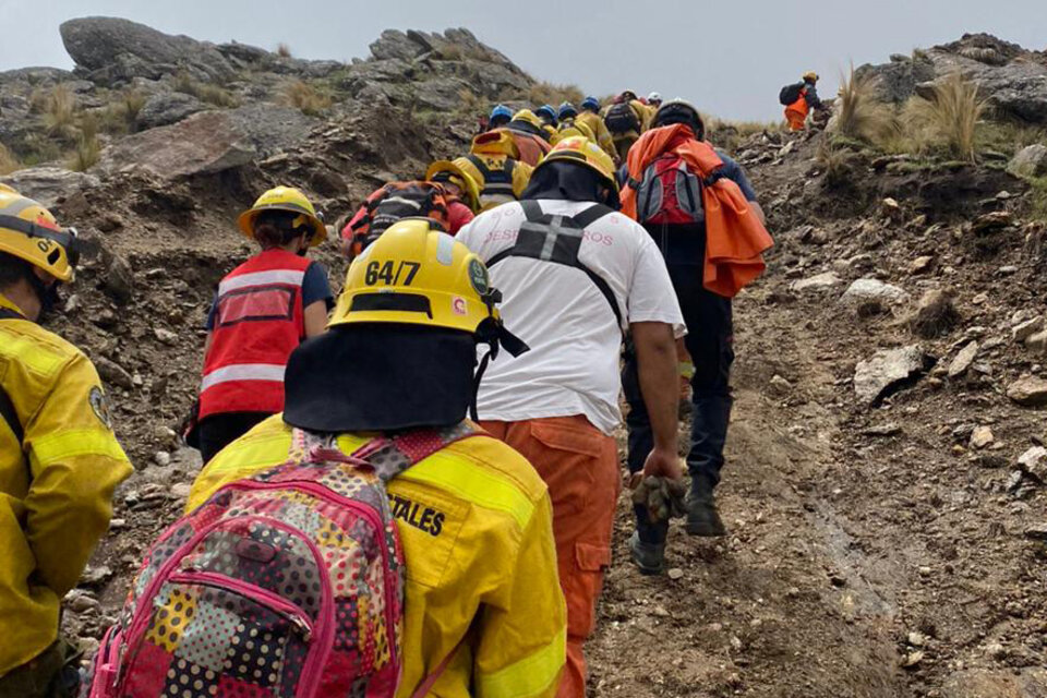 Rescatan a estudiantes rosarinos intoxicados durante ascenso al Cerro Champaquí