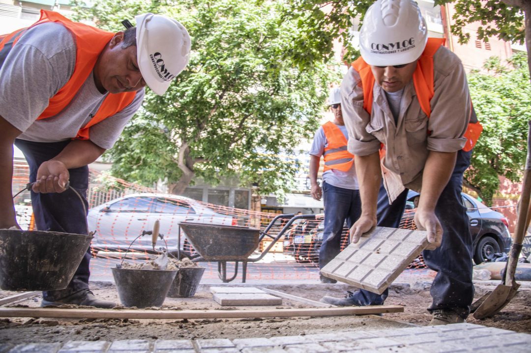 El Municipio inició el plan de veredas con 25 cuadrillas trabajando en simultáneo